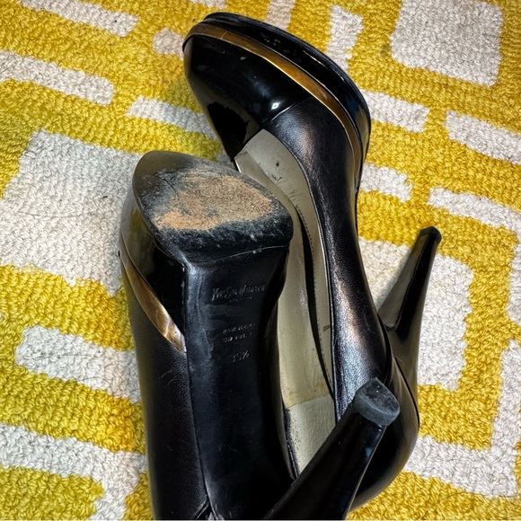 Yves Saint Laurent Glossy Black Heels - Picture 8 of 11